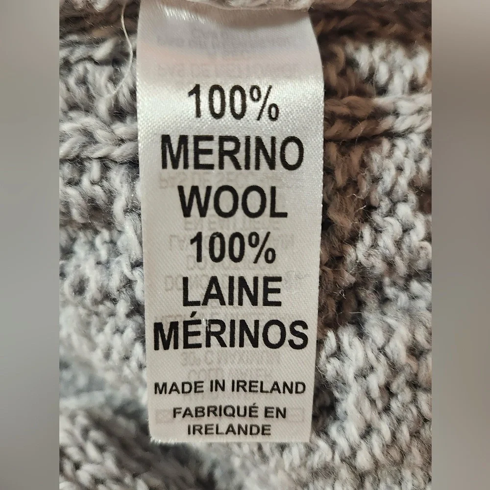 ARAN MÕR Ireland NWT Hearts High Neck Merino Wool Cable Sweater Fisherman Core - Picture 6 of 12